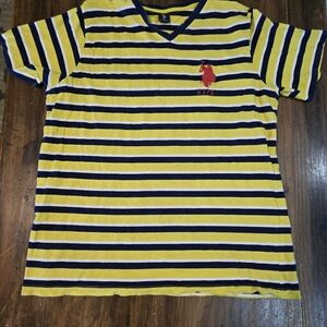 Pre-owned U.S. Polo Assn XL V-neck Shirt